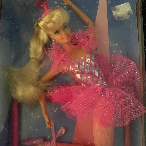 Vintage Collectible Twirling Ballerina Barbie Doll